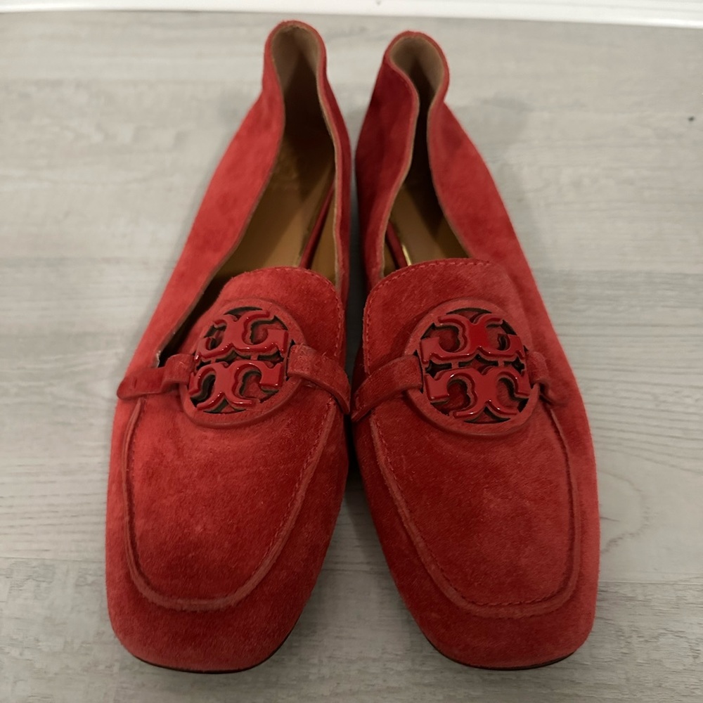 Tory Burch Flats size 9 NEW without tags/box